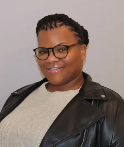 Head shot of Setina Anthony