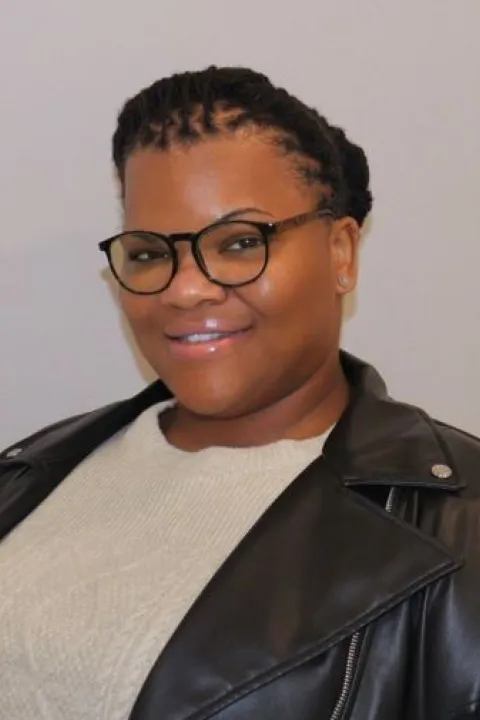 Head shot of Setina Anthony